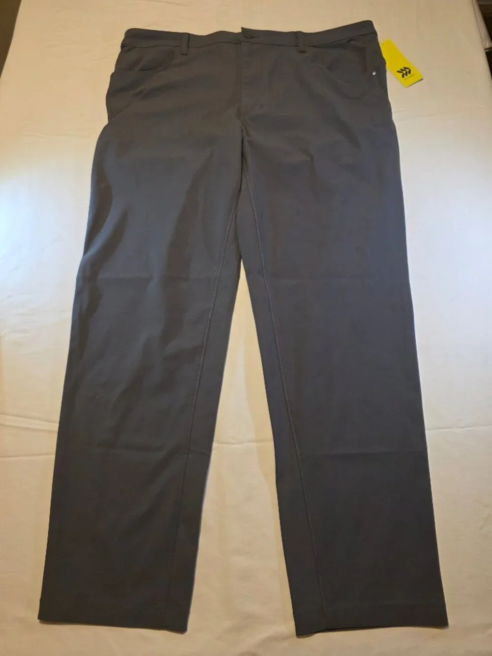 Men's 360 Lifestyle Relaxed Fit 5-Pocket Pants - All in Motion Dark Gray 38x30: